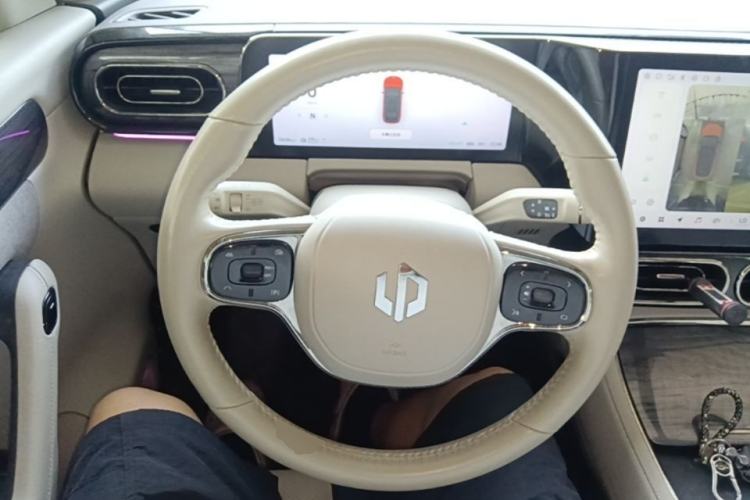 Used Leapmotor C11 2021 Luxury Edition Steering Wheel