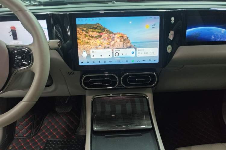 Used Leapmotor C11 2021 Executive Edition 610 Audio And AC Panel