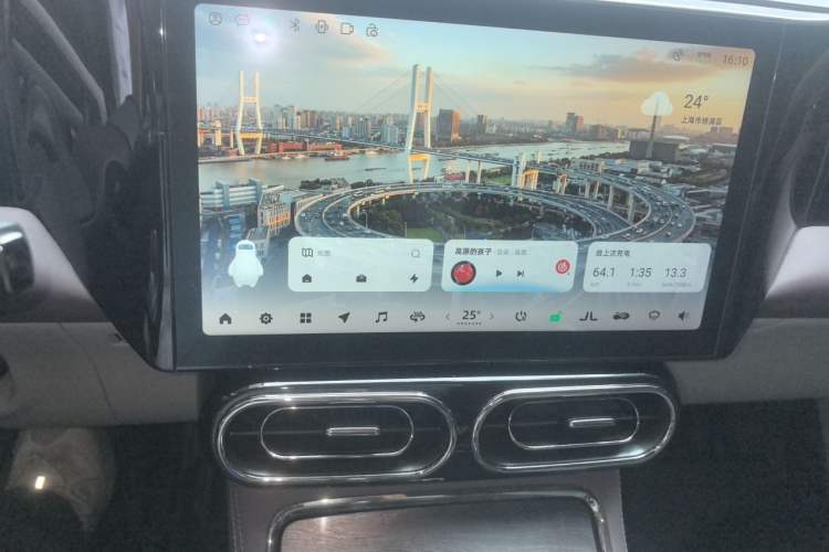 Used Leapmotor C11 2021 Revised Version Luxury Edition Audio And AC Panel
