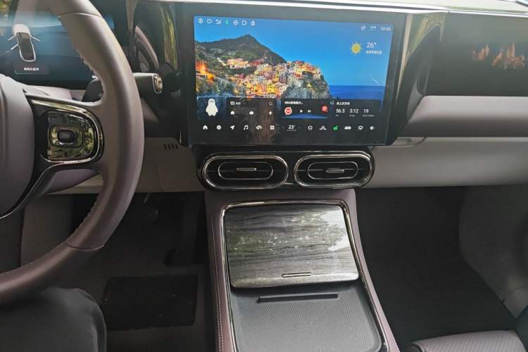 Used Leapmotor C11 2021 Revised Version Luxury Edition Audio And AC Panel