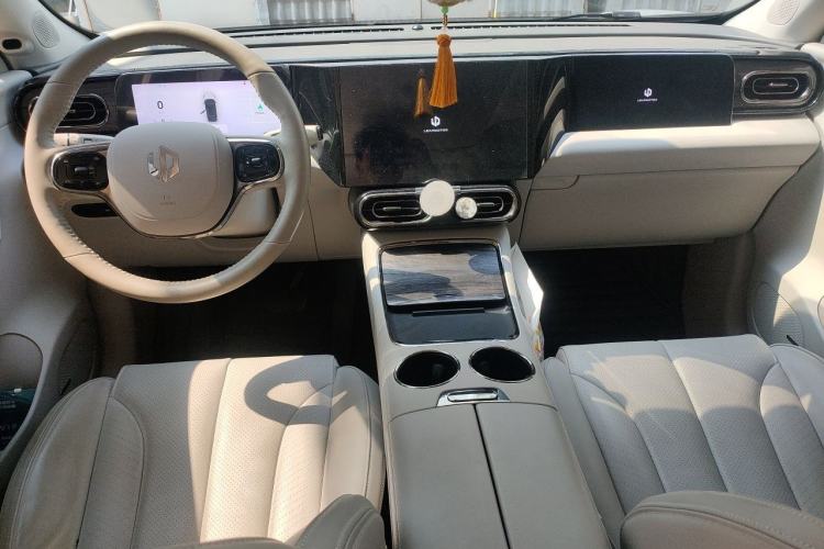 Used Leapmotor C11 2021 Luxury Edition Center Console