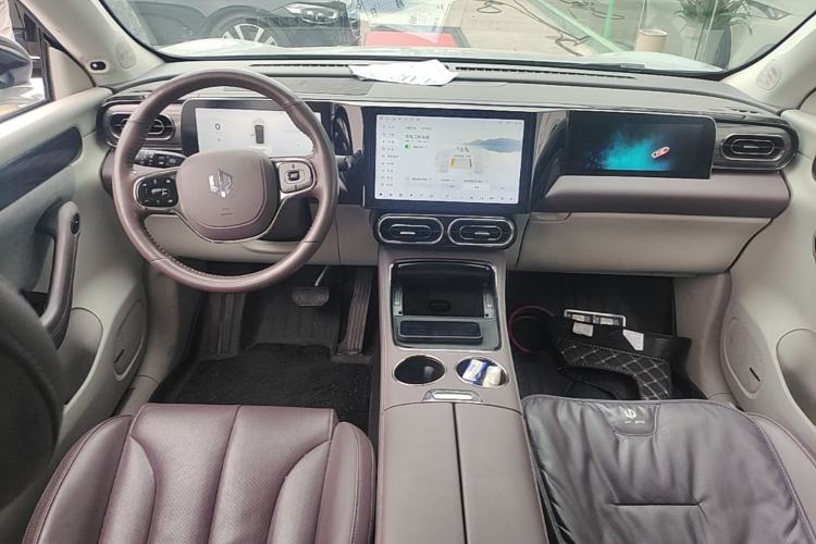 Used Leapmotor C11 2021 Deluxe Edition Center Console