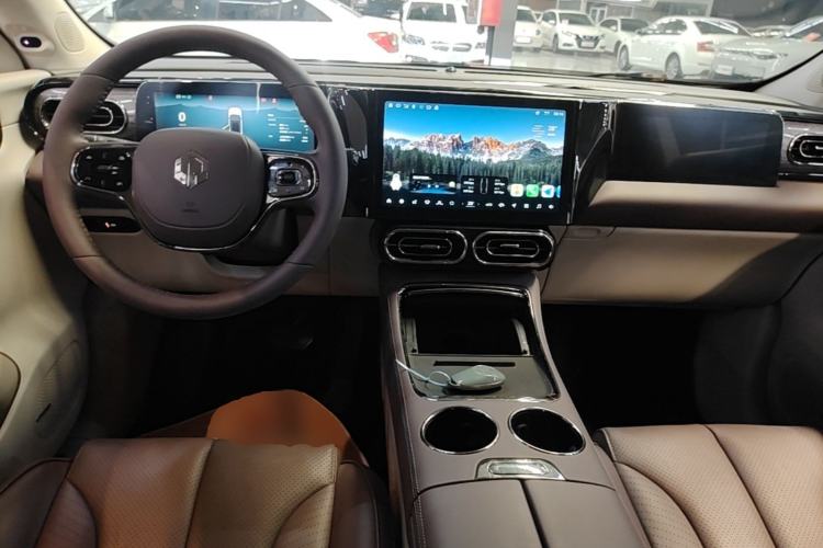 Used Leapmotor C11 2021 Revised Version Luxury Edition Center Console