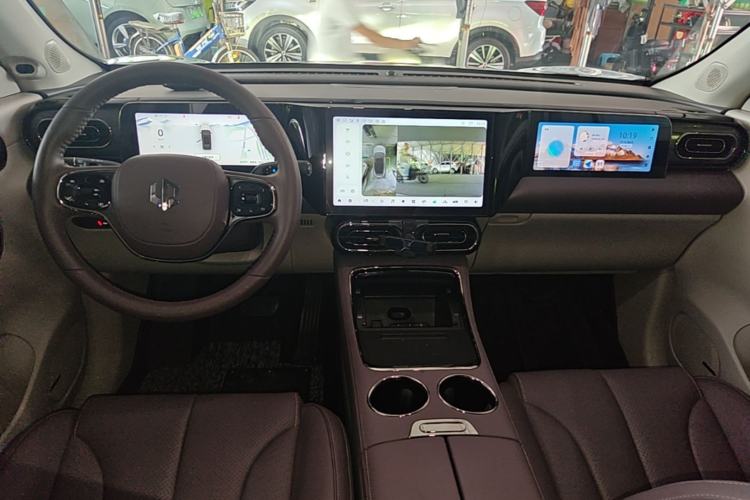 Used Leapmotor C11 2021 Luxury Edition Center Console