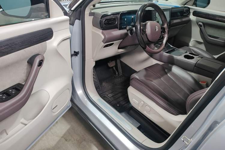 Used Leapmotor C11 2021 Zhixing Edition 510 Driver Seat