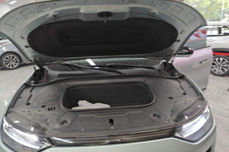Used Leapmotor C11 2021 Deluxe Edition Engine Bay