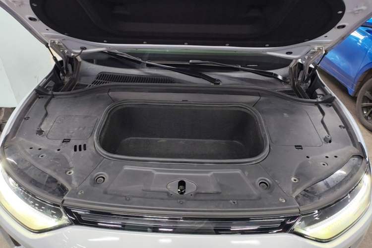 Used Leapmotor C11 2021 Revised Version Luxury Edition Engine Bay