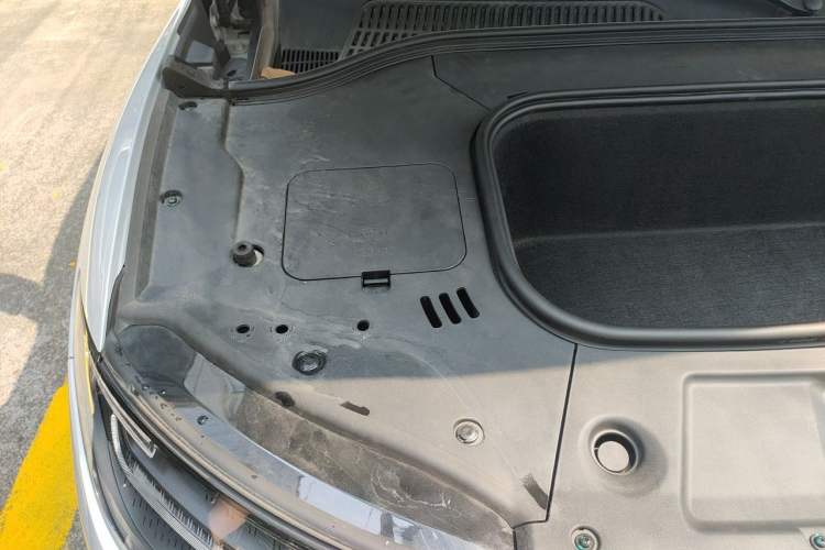 Used Leapmotor C11 2021 Luxury Edition Engine Bay Right