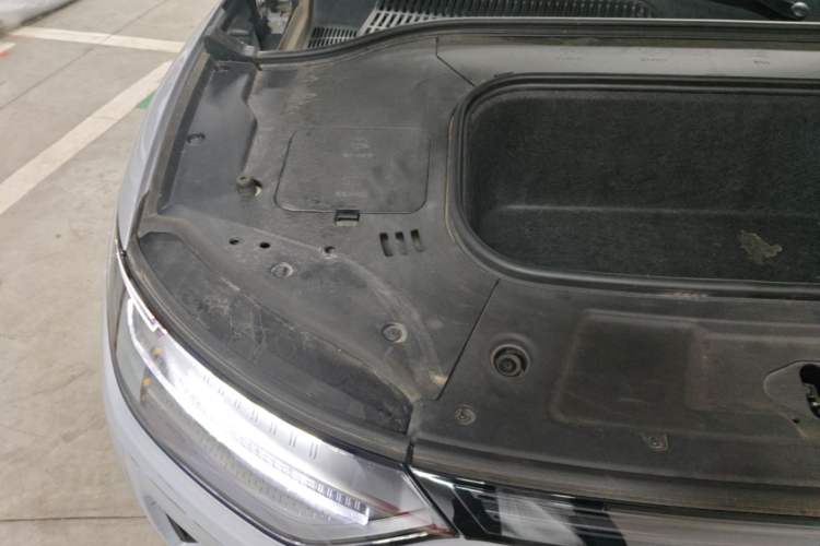 Used Leapmotor C11 2021 Deluxe Edition Engine Bay Right