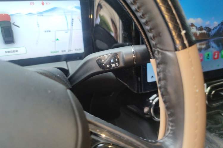 Used Leapmotor C11 2021 Luxury Edition Gear Lever