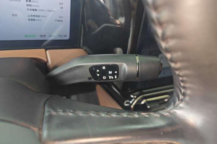 Used Leapmotor C11 2021 Zhixing Edition 510 Gear Lever