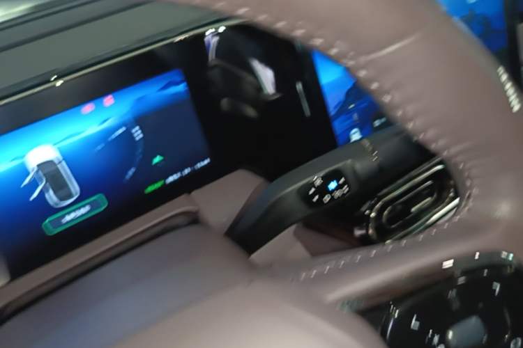 Used Leapmotor C11 2021 Luxury Edition Gear Lever