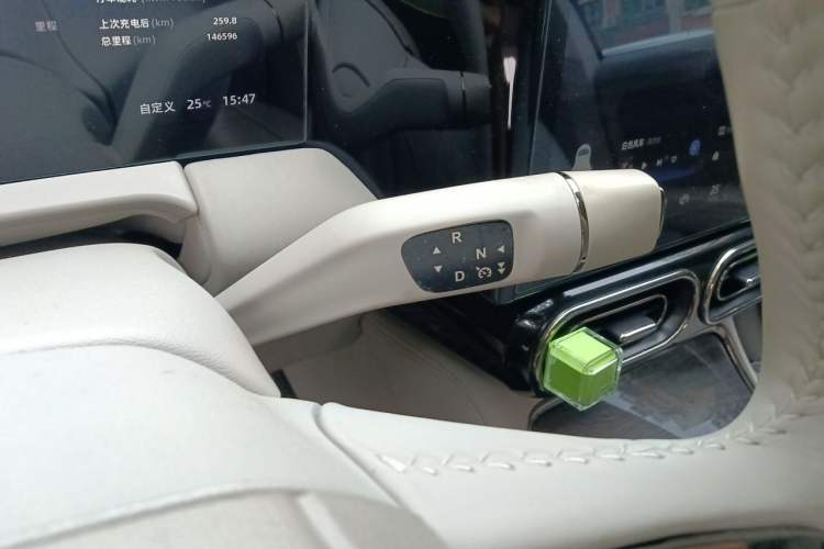 Used Leapmotor C11 2021 Revised Version Luxury Edition Gear Lever