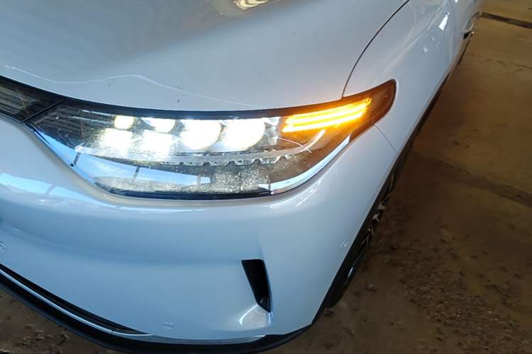 Used Leapmotor C11 2021 Deluxe Edition Left Front Headlight