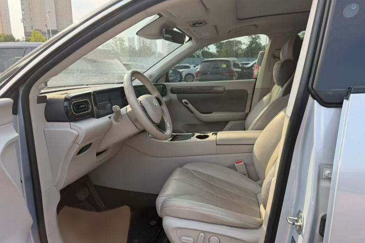 Used Leapmotor C11 2021 Performance Edition Left Front Seat