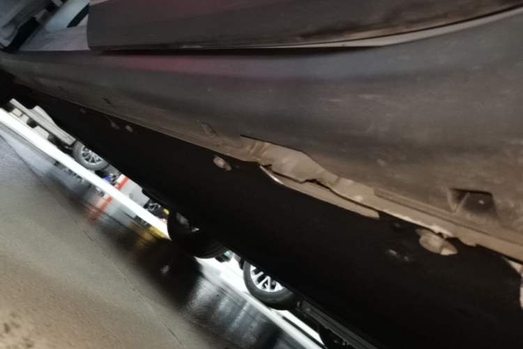 Used Leapmotor C11 2021 Deluxe Edition Left Side Sill