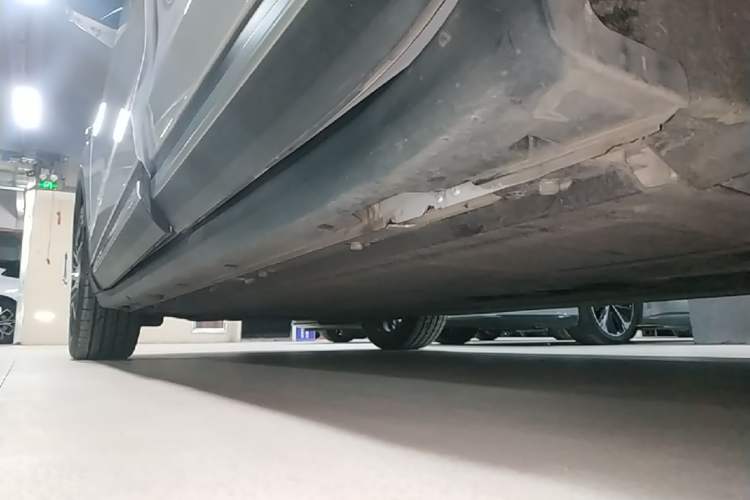 Used Leapmotor C11 2021 Luxury Edition Left Side Sill