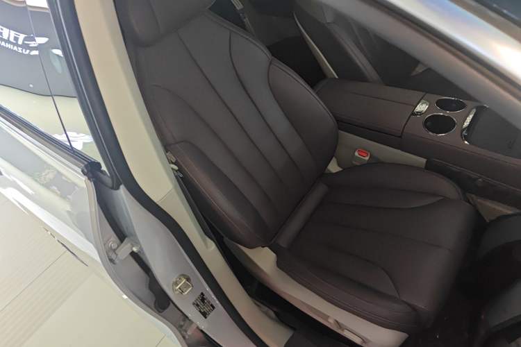 Used Leapmotor C11 2021 Zhixing Edition 510 Right Front Seat