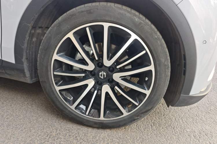 Used Leapmotor C11 2021 Revised Version Luxury Edition Right Front Wheel Hub