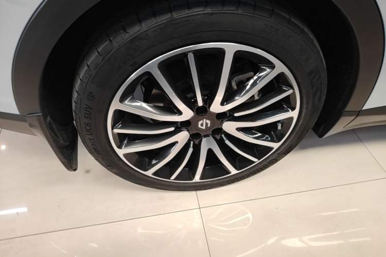 Used Leapmotor C11 2021 Revised Version Luxury Edition Right Rear Wheel Hub