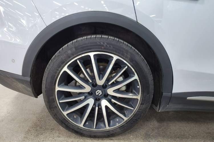 Used Leapmotor C11 2021 Revised Version Luxury Edition Right Rear Wheel Hub