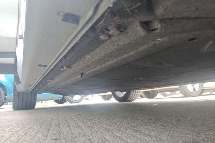 Used Leapmotor C11 2021 Deluxe Edition Right Side Sill