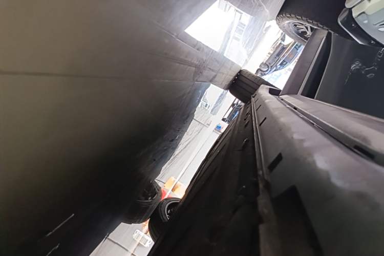 Used Leapmotor C11 2021 Luxury Edition Right Side Sill
