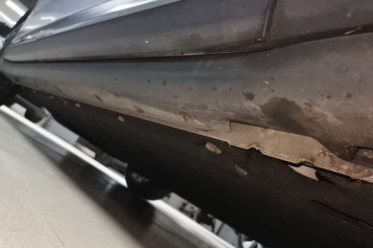 Used Leapmotor C11 2021 Deluxe Edition Right Side Sill