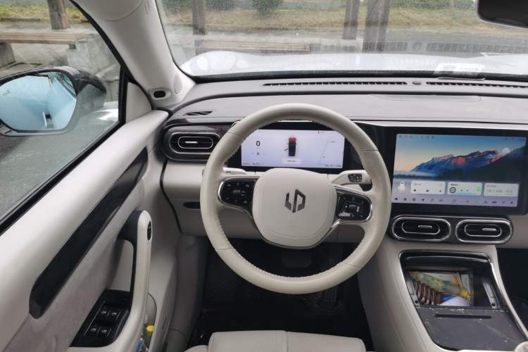 Used Leapmotor C11 2021 Revised Version Luxury Edition Steering Wheel