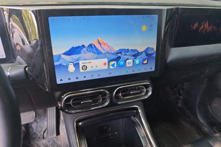 Used Leapmotor C11 2021 Luxury Edition Audio And AC Panel