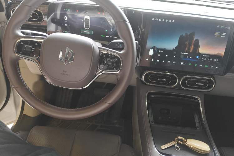 Used Leapmotor C11 2021 Revised Version Luxury Edition Center Console