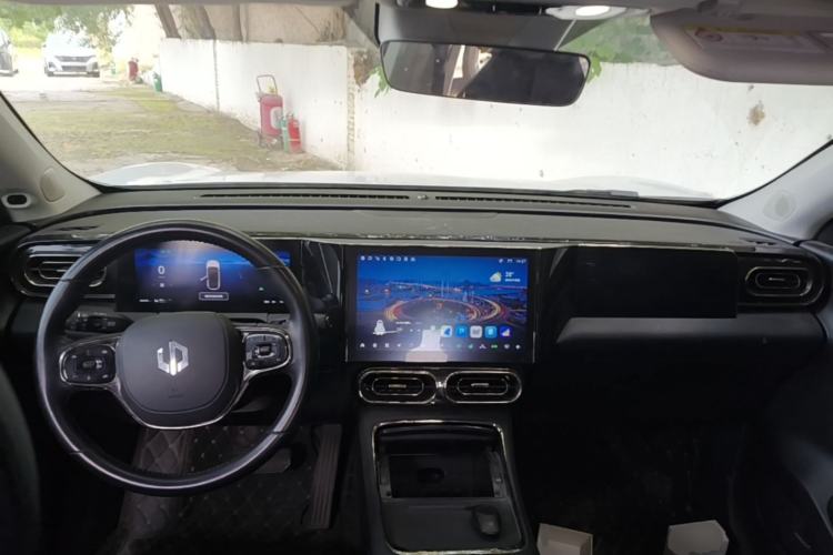 Used Leapmotor C11 2021 Luxury Edition Center Console