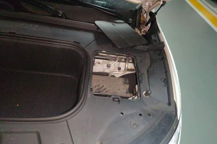 Used Leapmotor C11 2021 Performance Edition Engine Bay Left