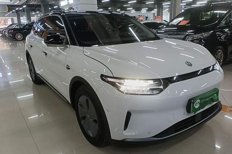 Used Leapmotor C11 2021 Luxury Edition Front Right 45 Deg