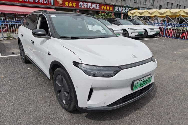 Used Leapmotor C11 2021 Luxury Edition Front Right 45 Deg