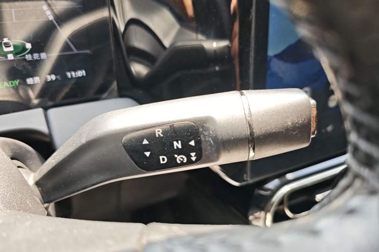 Used Leapmotor C11 2021 Luxury Edition Gear Lever