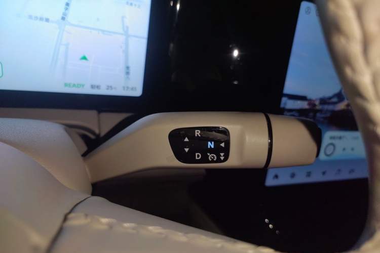 Used Leapmotor C11 2021 Performance Edition Gear Lever
