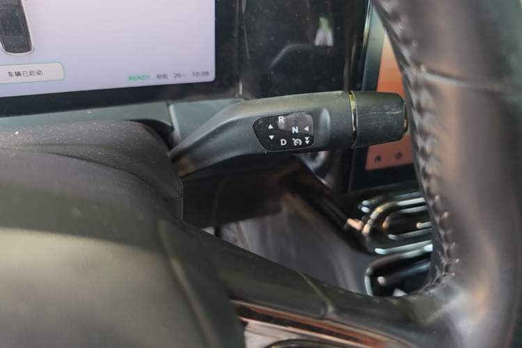 Used Leapmotor C11 2021 Luxury Edition Gear Lever