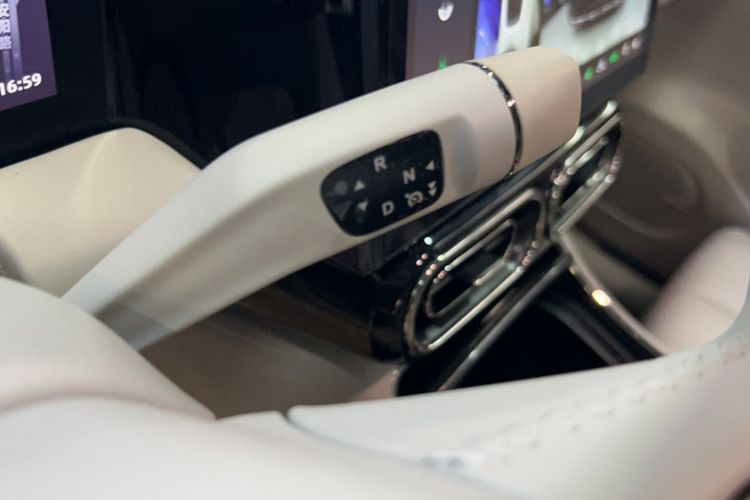 Used Leapmotor C11 2021 Revised Version Luxury Edition Gear Lever