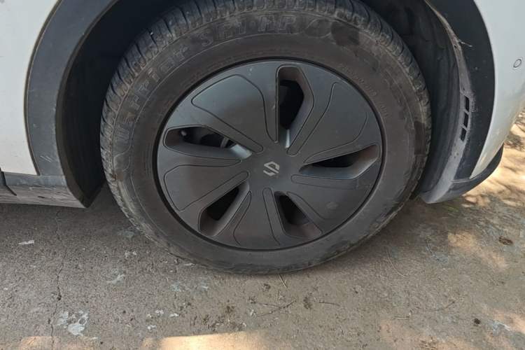 Used Leapmotor C11 2021 Luxury Edition Right Front Wheel Hub