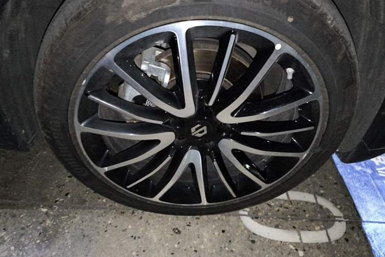 Used Leapmotor C11 2021 Revised Version Luxury Edition Right Front Wheel Hub