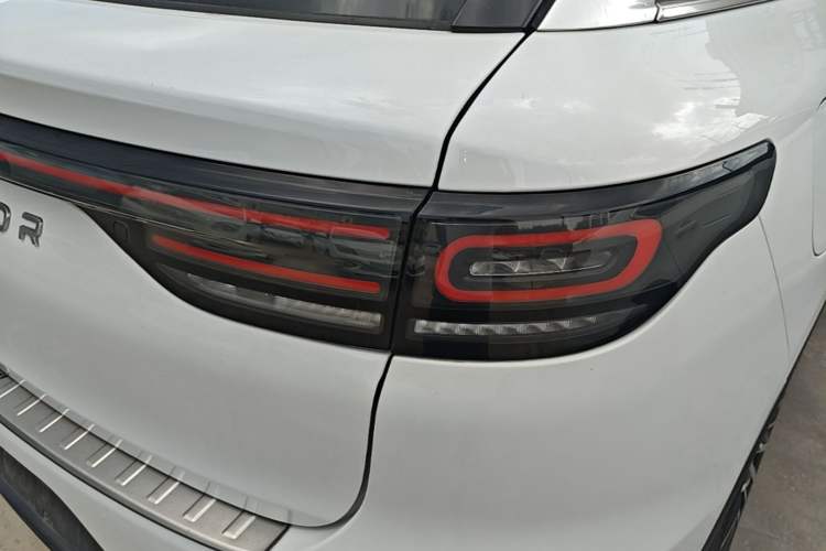 Used Leapmotor C11 2021 Revised Version Luxury Edition Right Rear Taillight