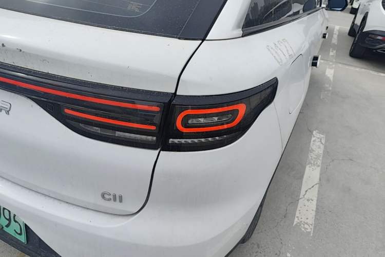 Used Leapmotor C11 2021 Luxury Edition Right Rear Taillight