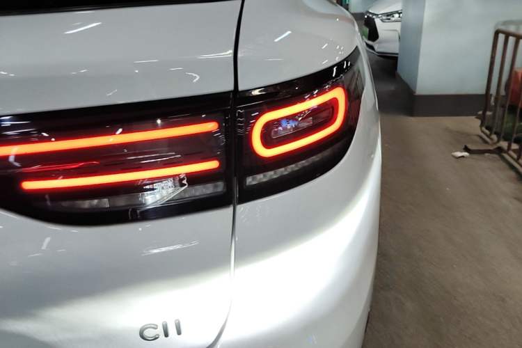 Used Leapmotor C11 2021 Luxury Edition Right Rear Taillight