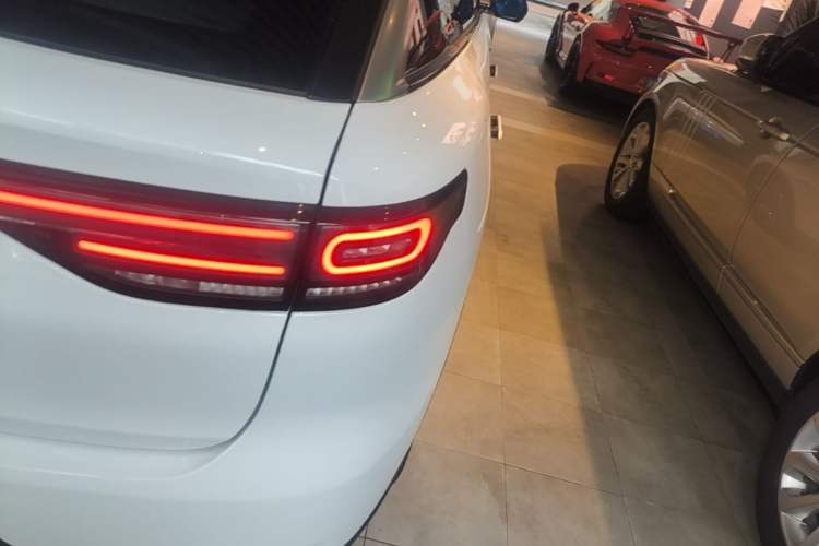 Used Leapmotor C11 2021 Revised Version Luxury Edition Right Rear Taillight