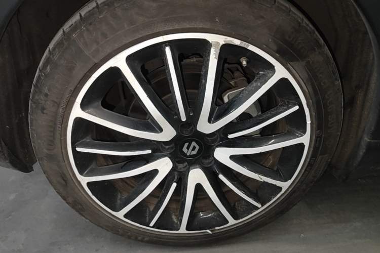 Used Leapmotor C11 2021 Revised Version Luxury Edition Right Rear Wheel Hub