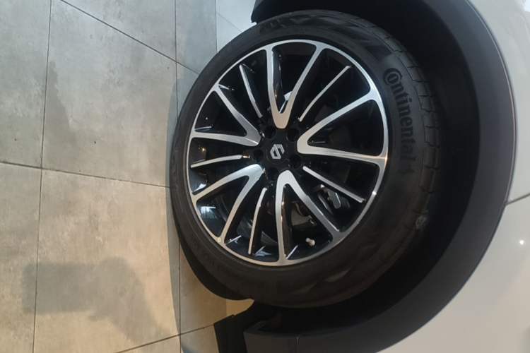 Used Leapmotor C11 2021 Revised Version Luxury Edition Right Rear Wheel Hub