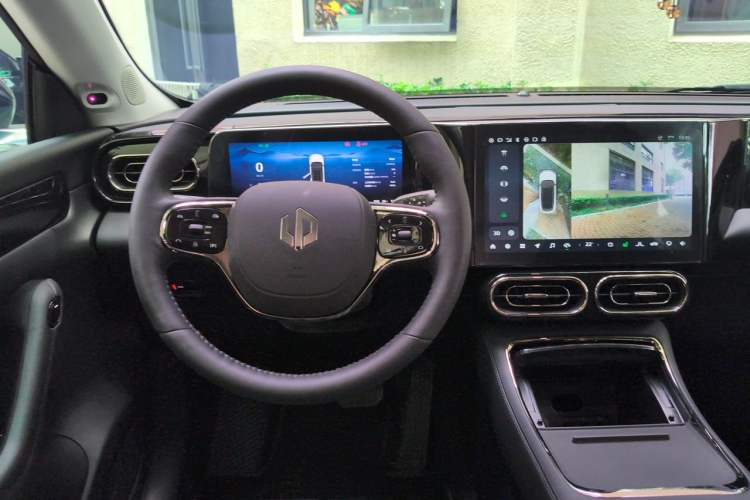 Used Leapmotor C11 2021 Revised Version Luxury Edition Steering Wheel