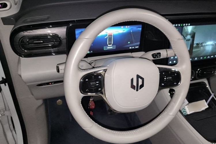 Used Leapmotor C11 2021 Revised Version Luxury Edition Steering Wheel