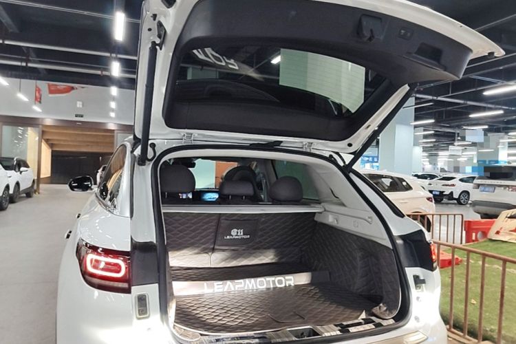 Used Leapmotor C11 2021 Luxury Edition Trunk